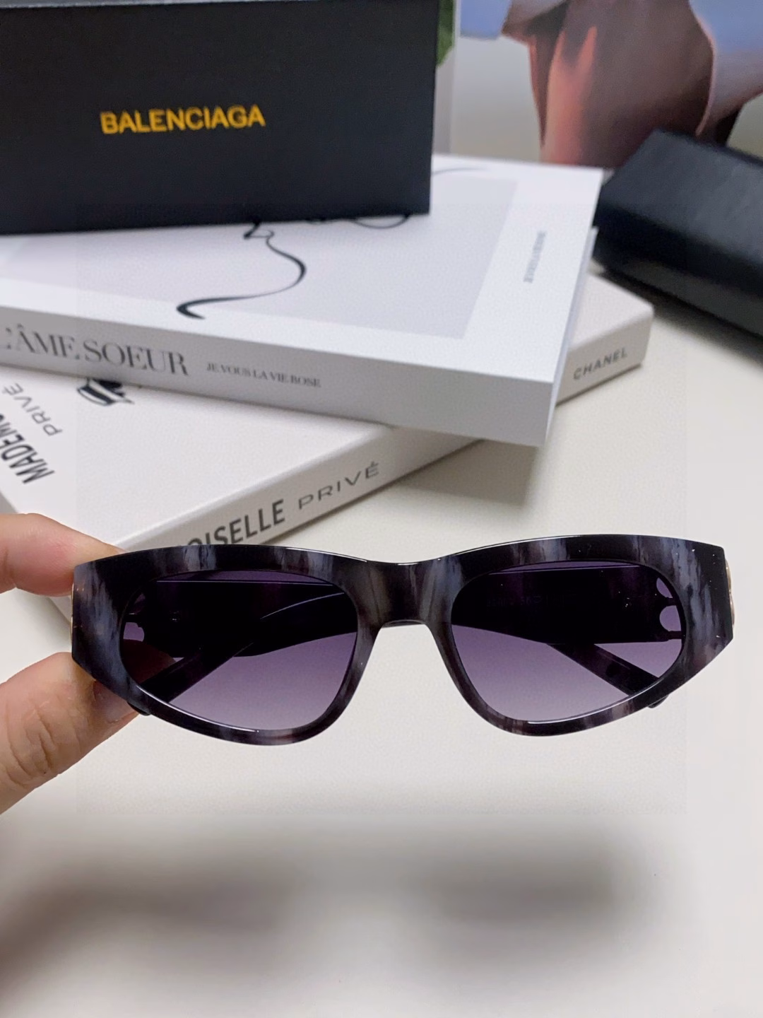 Balenciaga black sunglasses double b street shot women's summer sunglasses ins2025 new hip-hop retro fashion high-end anti-ultraviolet