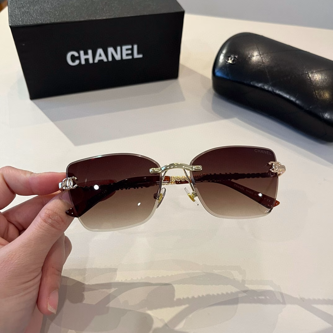 Chanel sunglasses 🕶️Many celebrities wear the same [color] Chanel‼ ️‼ ️New large-frame sunglasses, 🌈🌈Polaroid ultra-clear sunglasses