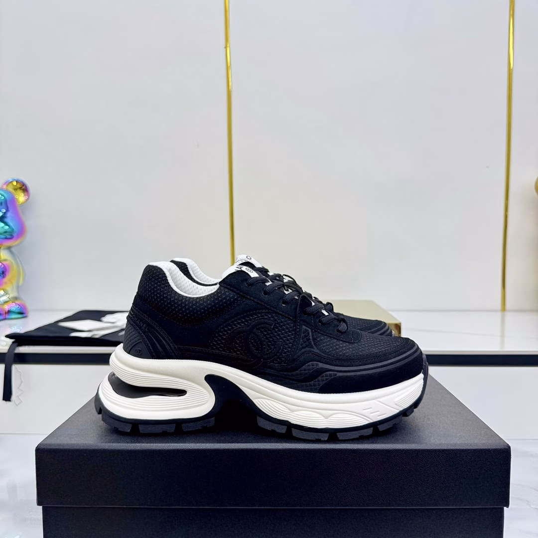 Nell Panda Shoes! 2025 Top-notch Casual Sports ShoesThis is a classic design; the upper is embroidered with various techniques; the outsole is fashionable and sporty; it is extraordinary with a variety of color matching elements…