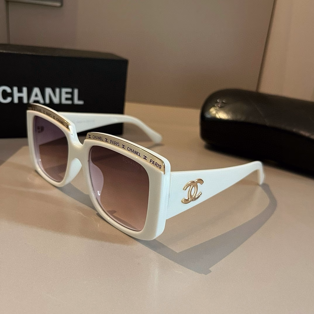 Chanel celebrity style sunglasses, a must-have for driving in the sun