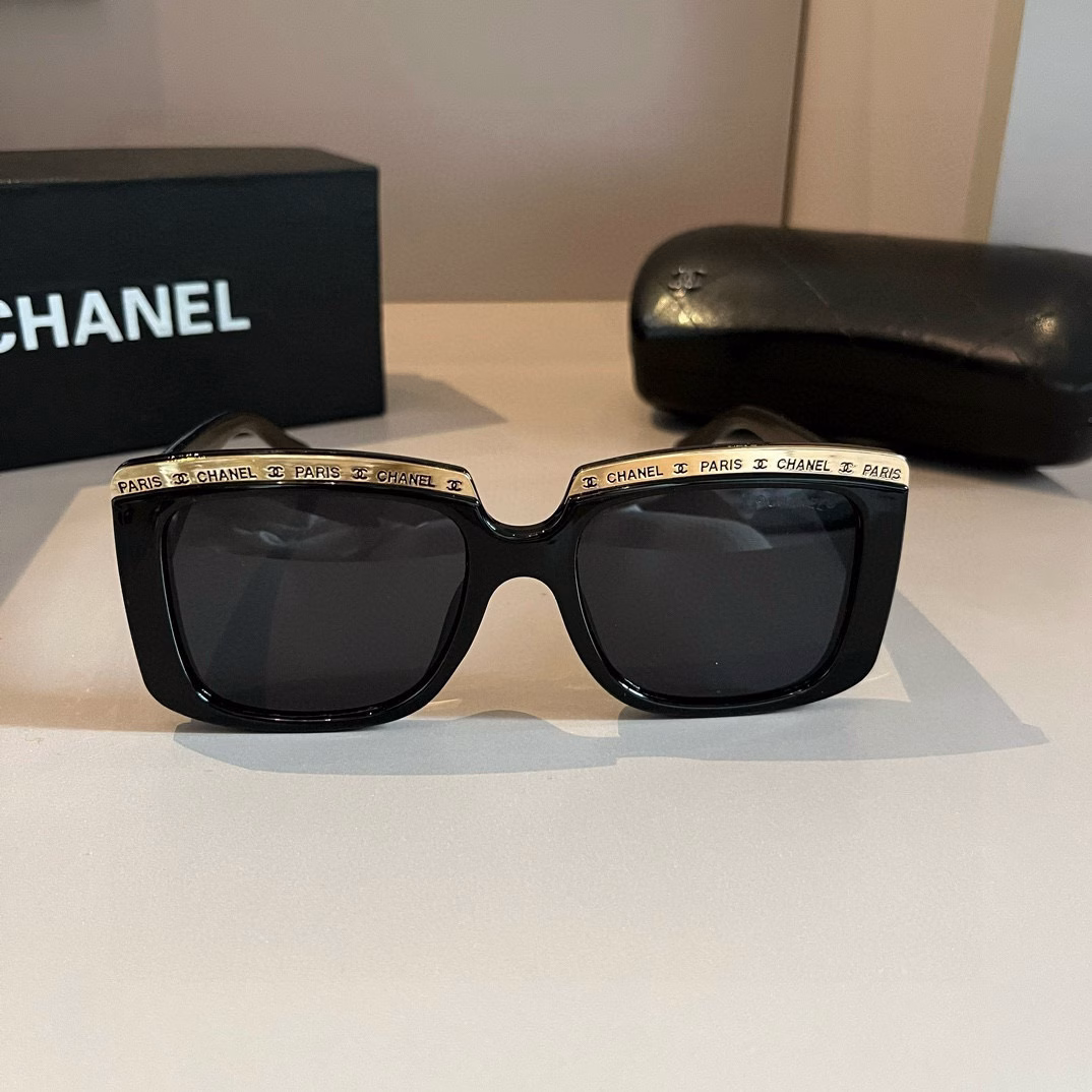 Chanel celebrity style sunglasses, a must-have for driving in the sun