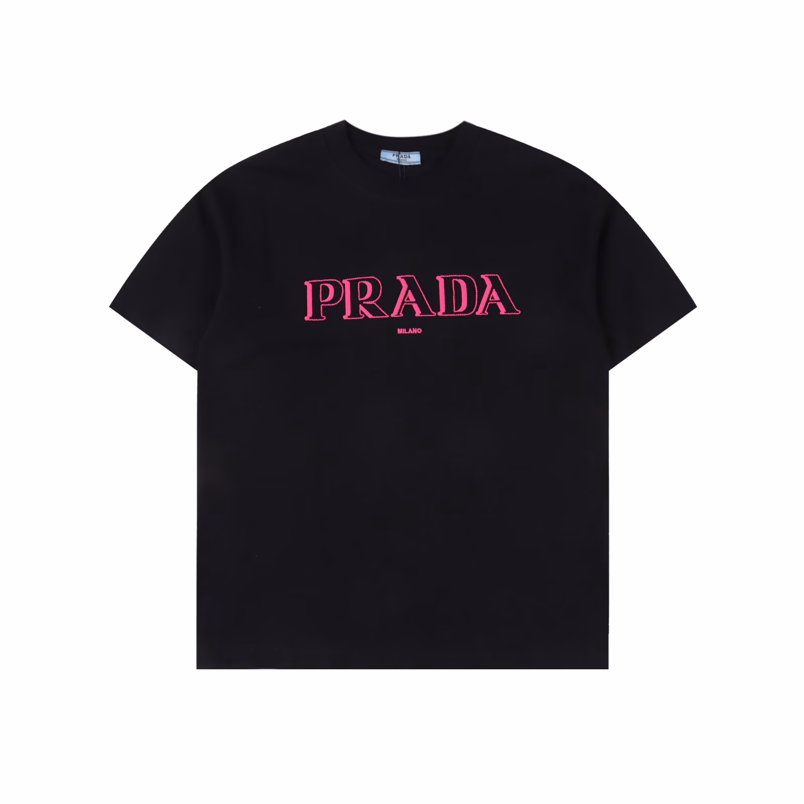 Prada 25ss 3D ghost letter embroidery short-sleeved T-shirtClassic 3D ghost letter logo on the chest with splashed ink three-dimensional embroidery.260g cotton fabric 40s double yarn fabric, dust-free wool art fabric surface, high textile density, good drape, not easy to deform.Thick weave plus compact spinning process will not affect the breathability of the Tee, the color saturation is very highPaired with classic logo embroidery, the layers are clear and orderly. It is a good choice for daily wear, recommended
