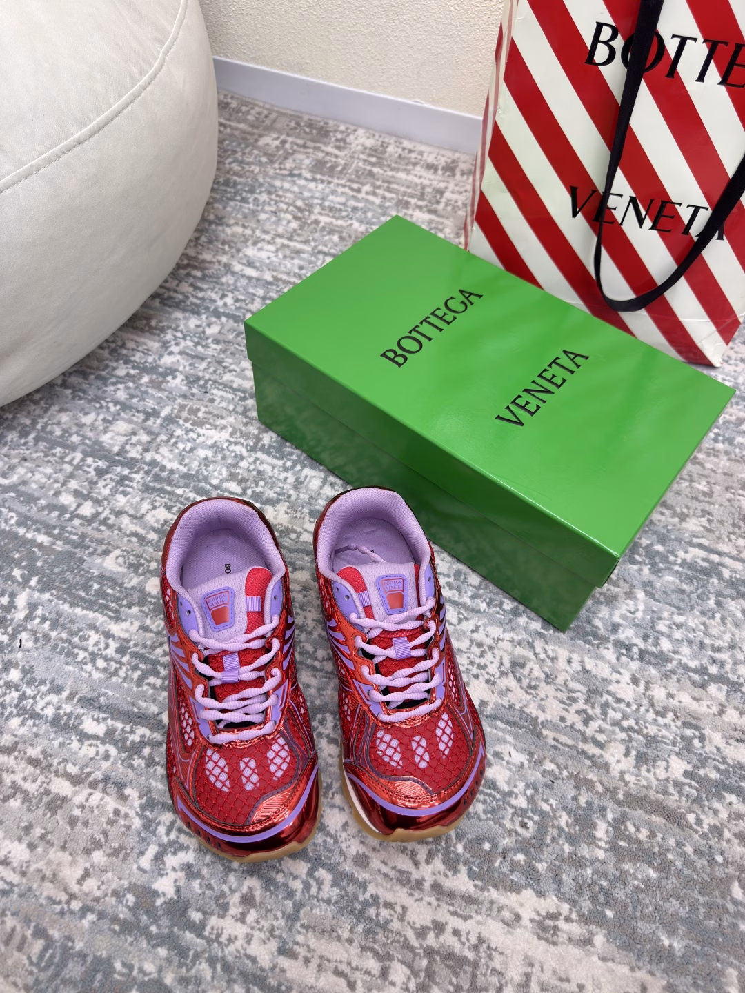BV Orbit sneakers Wang Yibo same style couple's dad shoesRunner sneakers, made of lightweight technical mesh fabric.With geometric pattern design rubber outsole