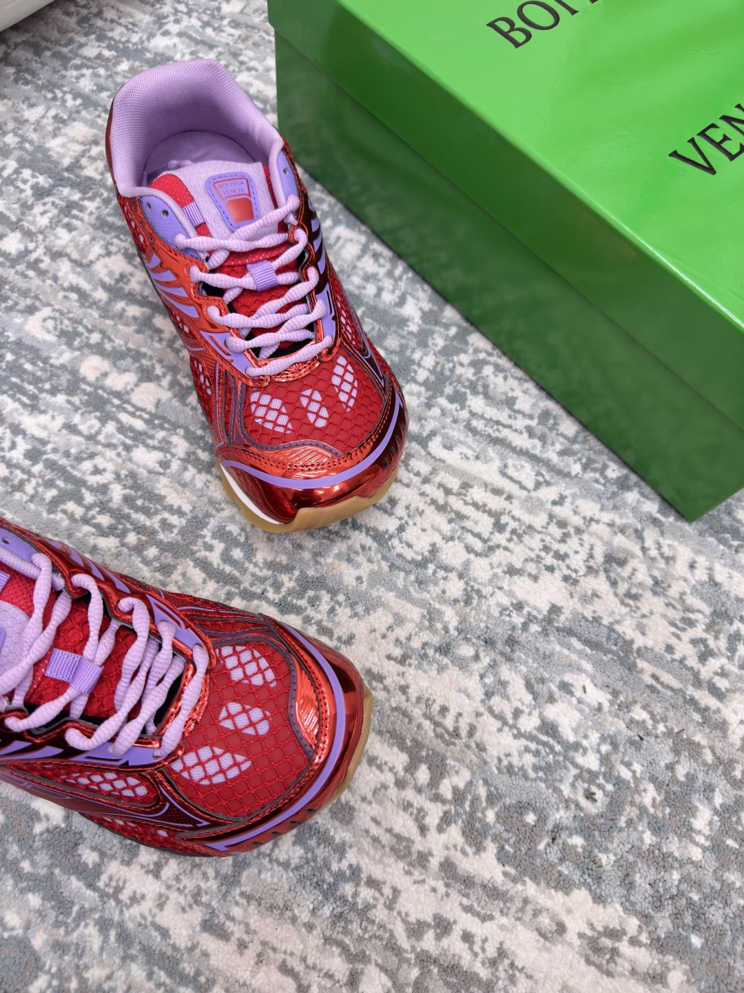 BV Orbit sneakers Wang Yibo same style couple's dad shoesRunner sneakers, made of lightweight technical mesh fabric.With geometric pattern design rubber outsole
