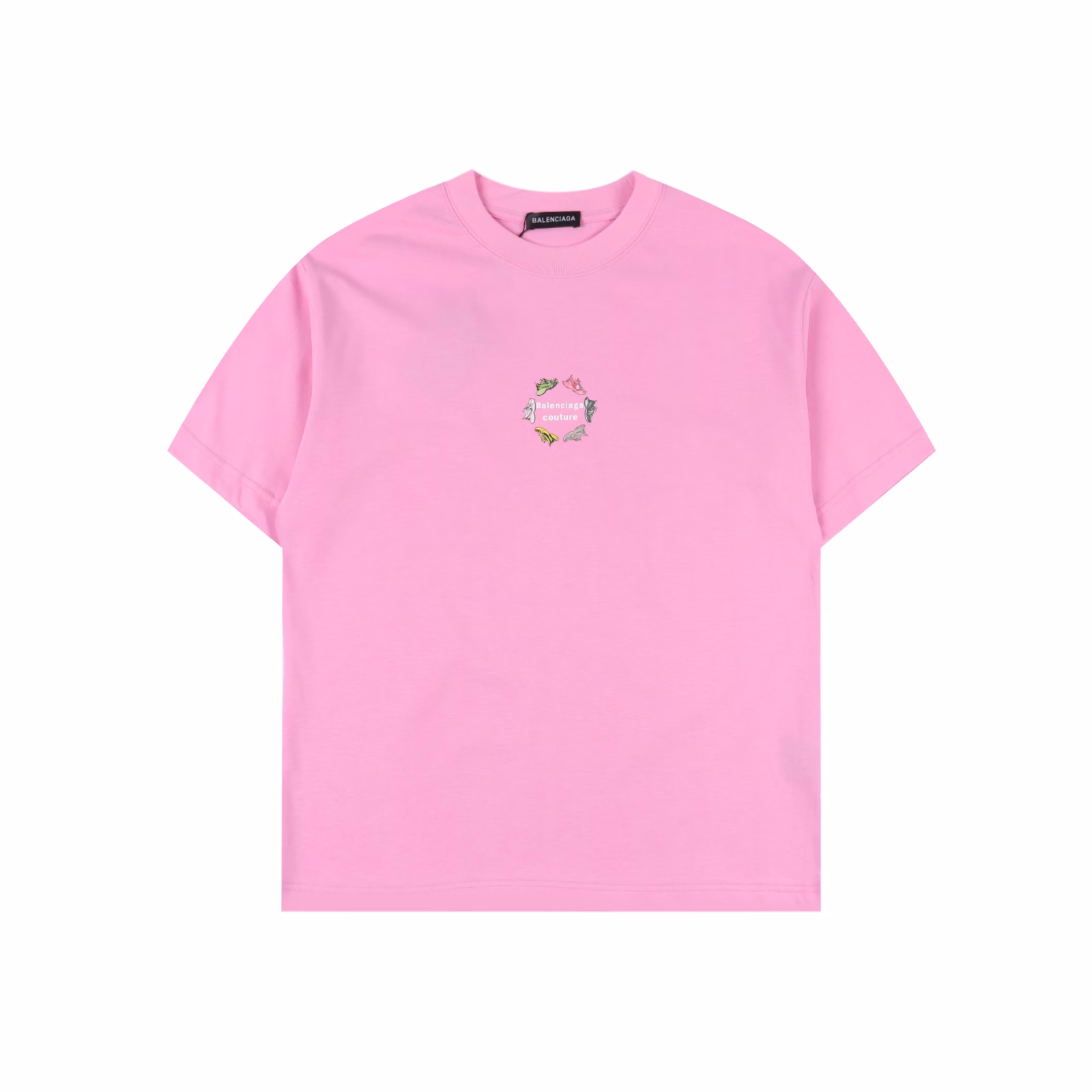 Balenciaga 25ss daddy shoe pattern letter print short-sleeved T-shirtPurchased original mold, full set of customized accessories, all details are perfectly restored260g pure cotton combed cotton fabric, 280g after washing +2x2 matching thread,The design style still combines low-key luxury styles such as rock punk, street hip-hop, etc., which has a very distinctive feeling.Daddy shoe pattern letter print on the chest and backThe finished garment has a high gram weight, delicate, thick and soft touch, breathable texture, and all-over embroidery is laser-positioned, with different sizes and positions.The upper body effect is extremely comfortable, a must-have in summer. The loose version hides meat and looks thinner, and can be worn by both men and women, and the upper body effect is superb.