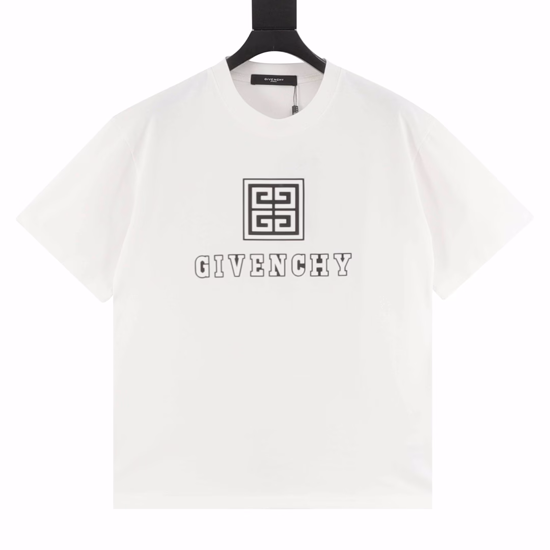 Givenchy 25SS Hollow Four-square Short-sleeved T-shirtThe fabric is made of customized 240g 26-count special smooth double-strand fine cotton plain weave high-density dust-free cotton fabric. The front is high-density thickened, the lines are smooth, OEM quality, and a full set of customized accessories.