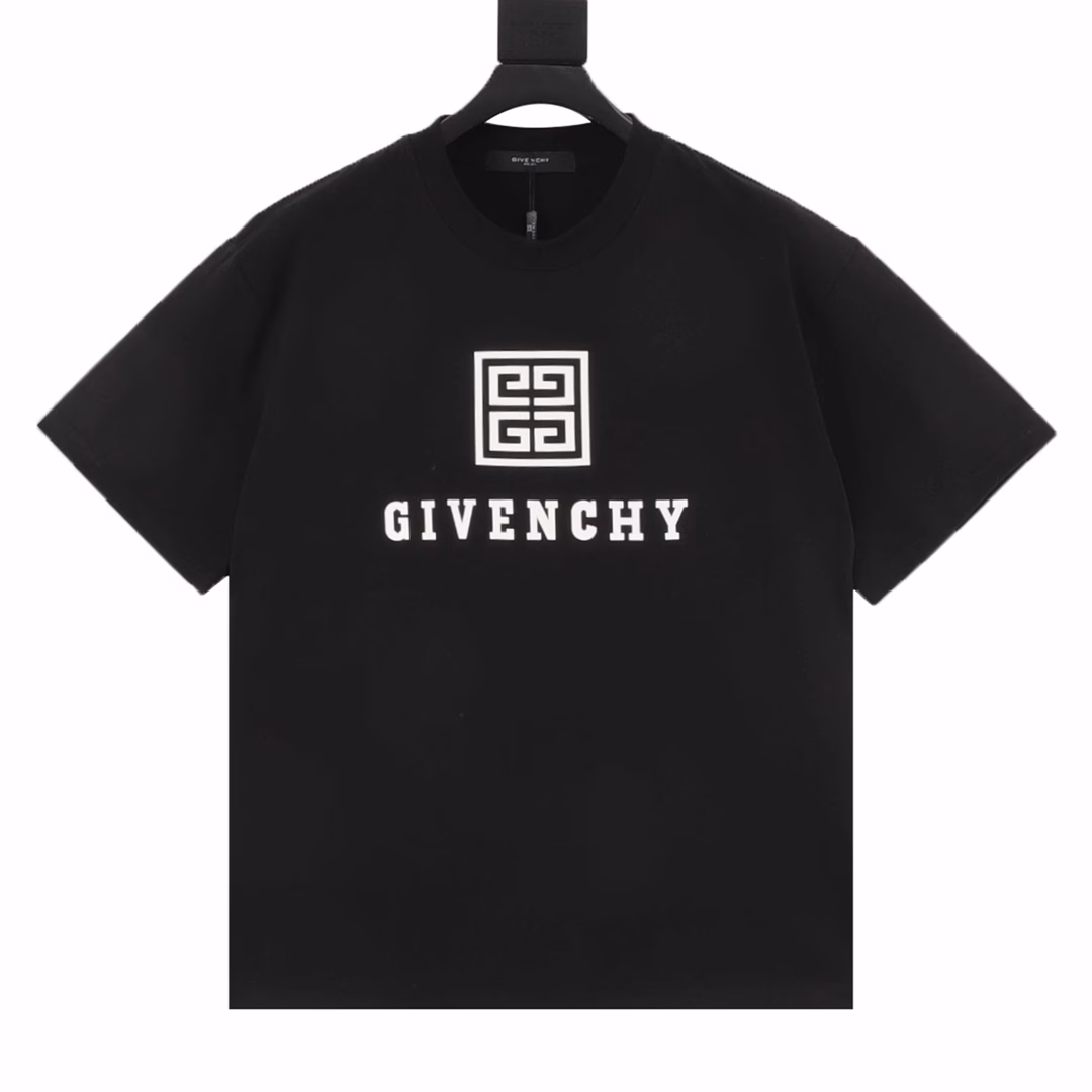 Givenchy 25SS Hollow Four-square Short-sleeved T-shirtThe fabric is made of customized 240g 26-count special smooth double-strand fine cotton plain weave high-density dust-free cotton fabric. The front is high-density thickened, the lines are smooth, OEM quality, and a full set of customized accessories.