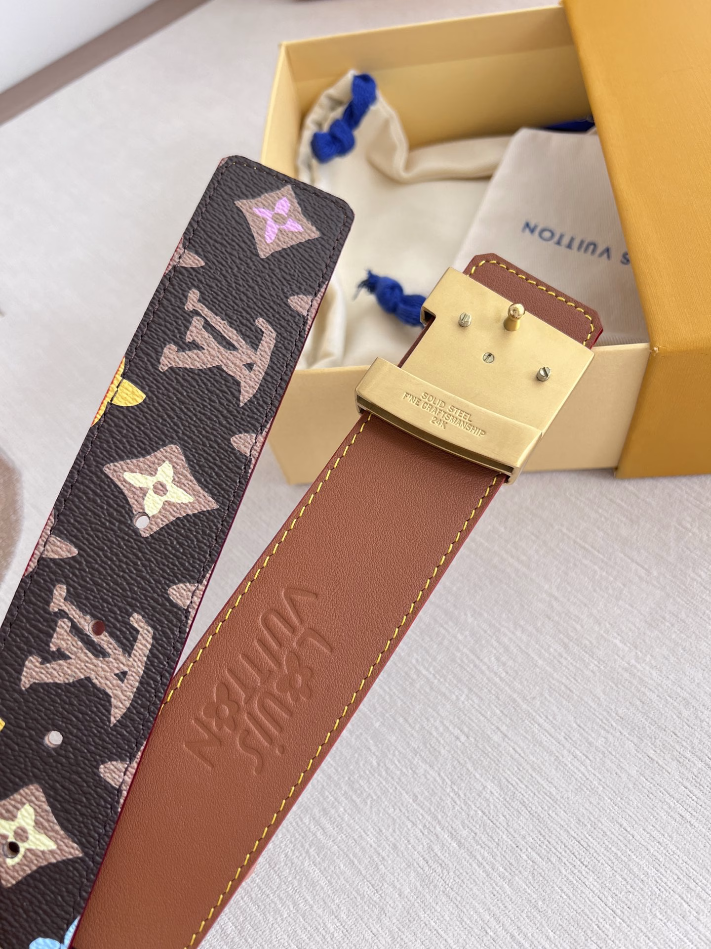 ..Louis..Vuitton✈️Belt•Leather belt•Original P150Model: Buckle, classic pure steel letter buckle, top layer cowhide, pictures taken in real life