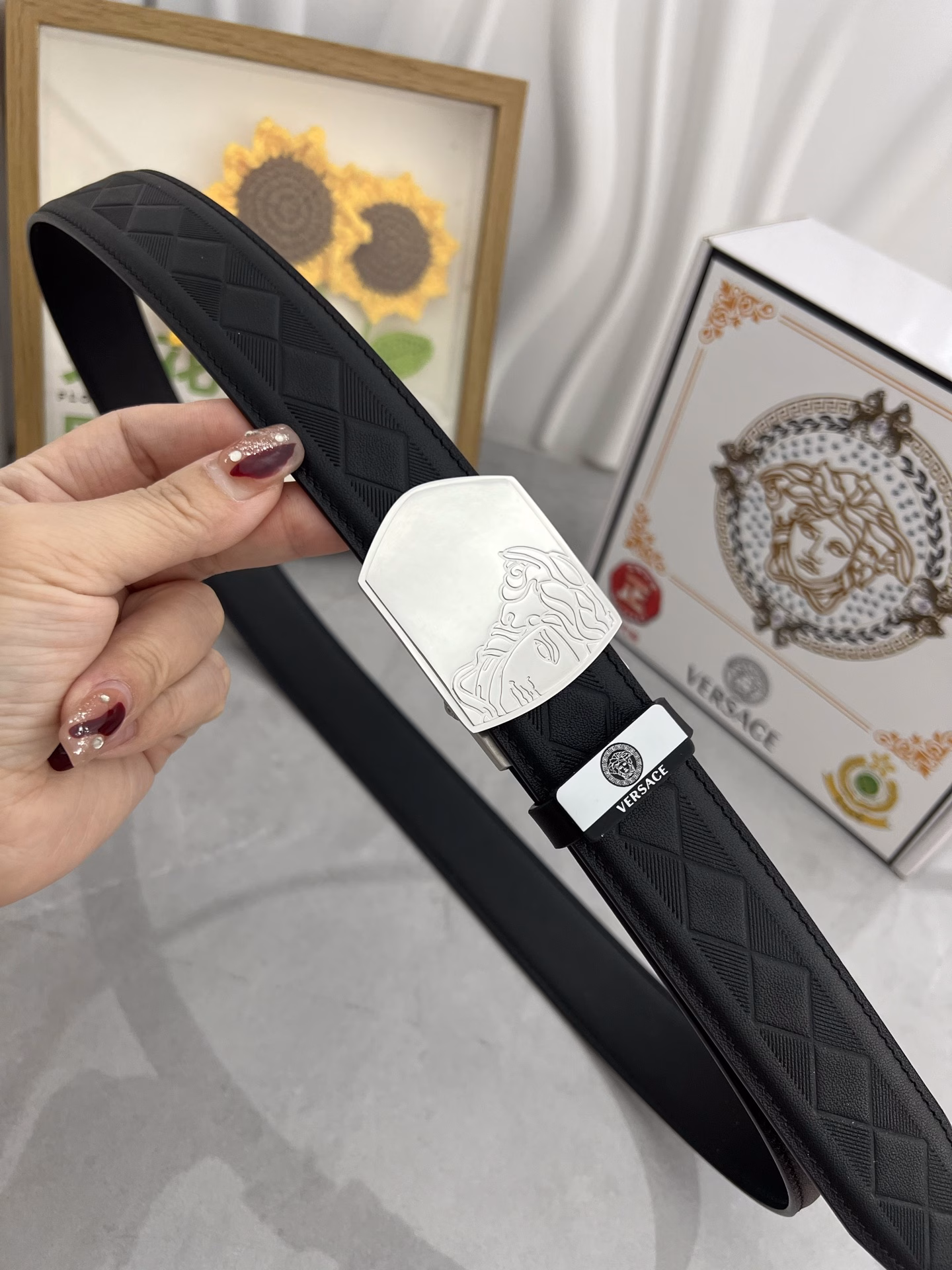 VERSACE. Versace 💕 Automatic belt P160Material: Original cowhide belt 100% first-layer cowhide belt✨Guaranteed genuine leather, 24K pure steel buckle, original quality, fine workmanship, fashionable brand, first choice for gifting or personal use