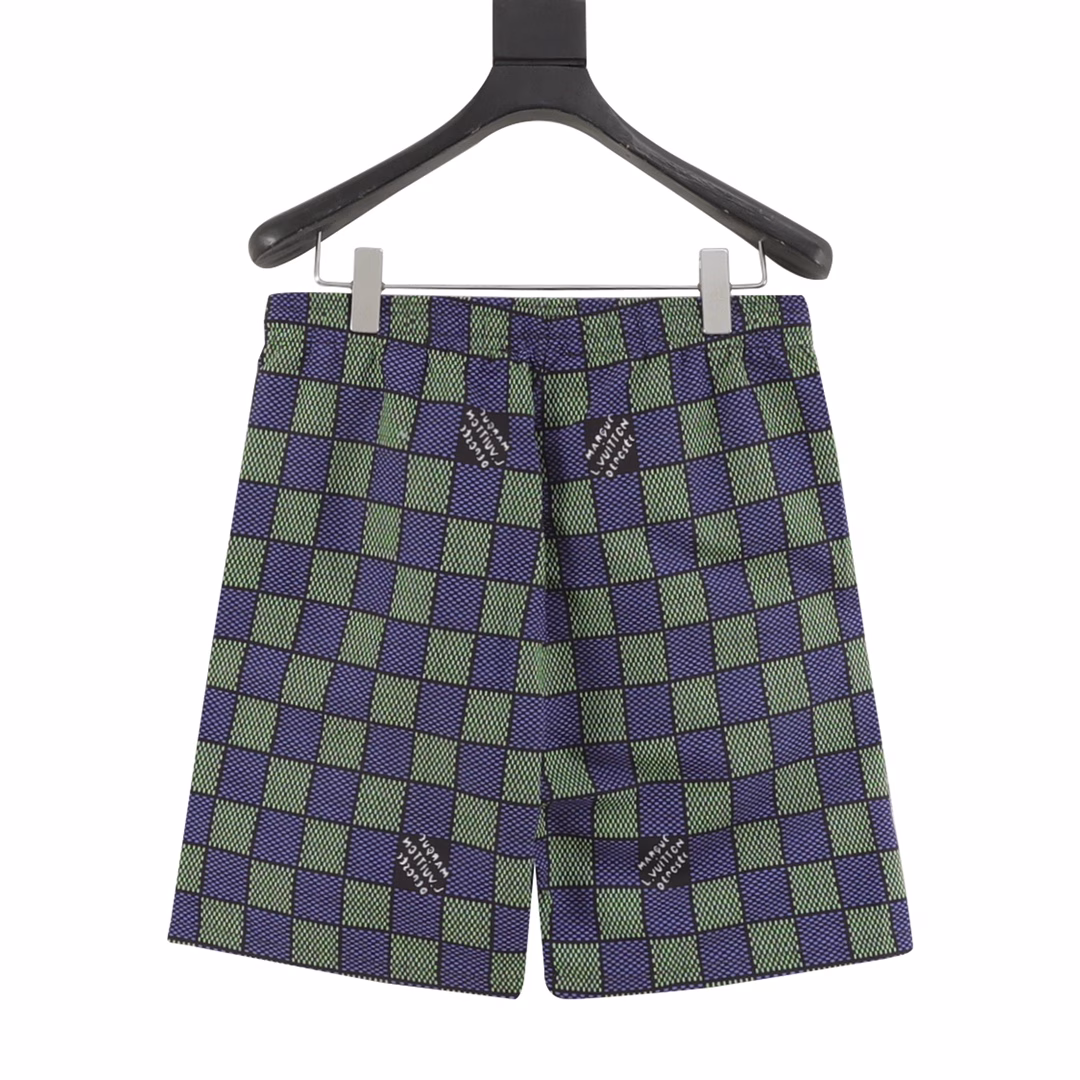 Louis Vuitton 25ss Damier Checkerboard Shorts2025 LV new shorts, a modern interpretation of the Damier check, flipped to reveal the full Monogram pattern. Lightweight and easy to store.