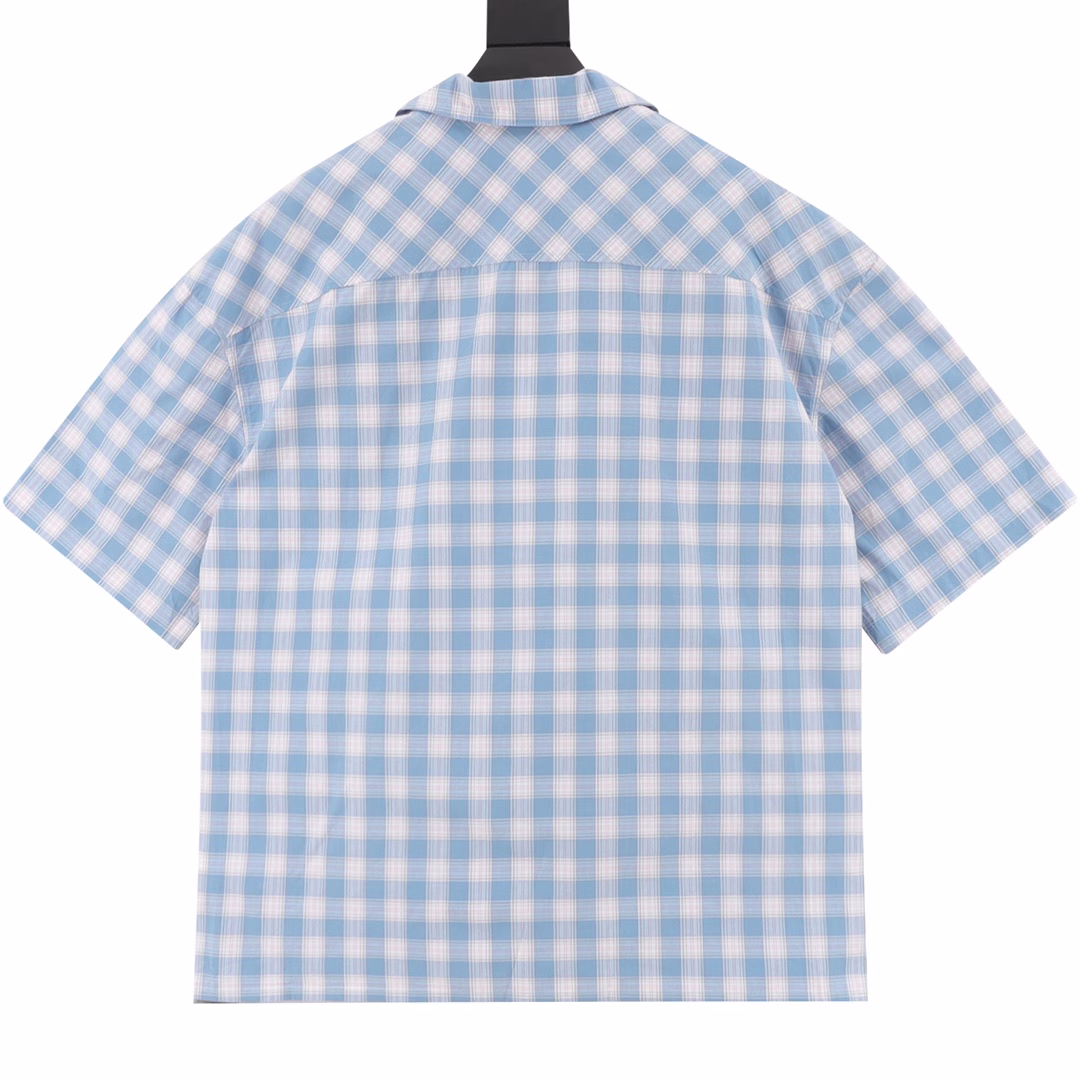 LOEWE 25ss embroidered logo blue check short sleeve shirtLOEWE's new lightweight jacquard check cotton shirt, exquisite see-through check pattern, classic collar, button cuffs, front button closure, curved hem! Unisex style!