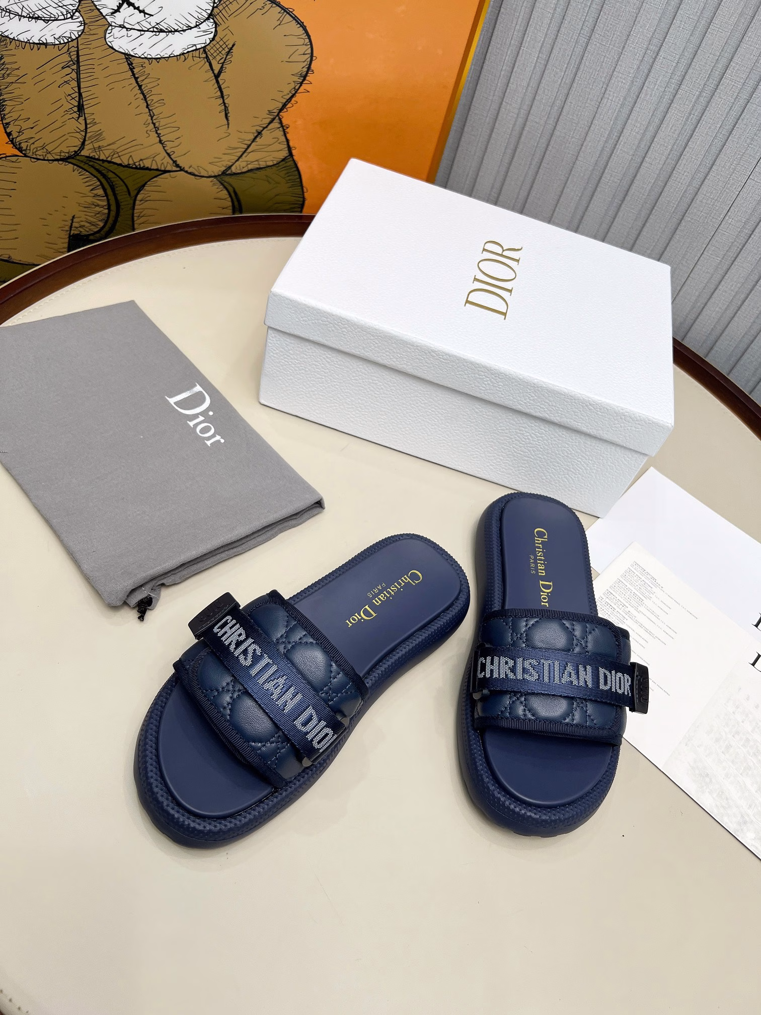 Dior high version slippers, 👏👏2025 new classic style🔥Purchasing level qualityForeign counter hot-selling thick-soled slippers