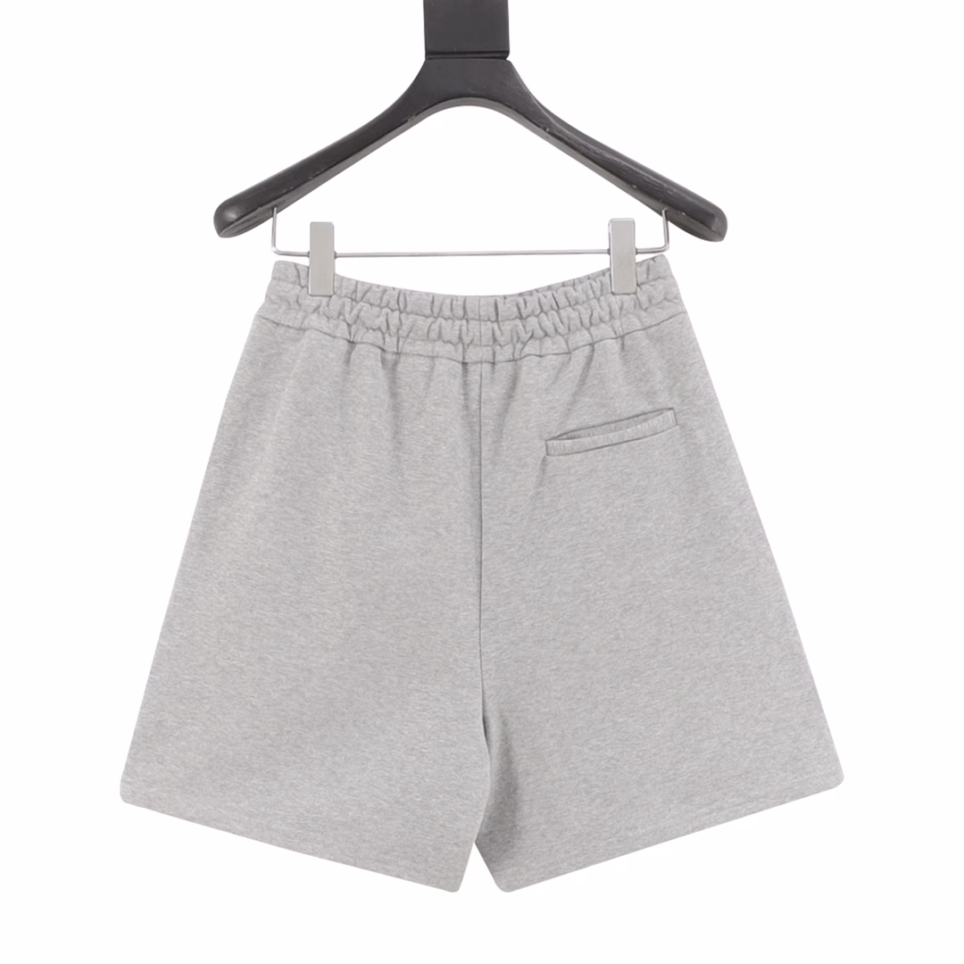 Miu Miu MM leather drawstring Bermuda shortsOriginal purchase, the fabric is made of 420g high-quality cotton, original mold leather embroidery logo, original mold custom-dyed drawstring, customized accessories, workmanship details and texture are very good