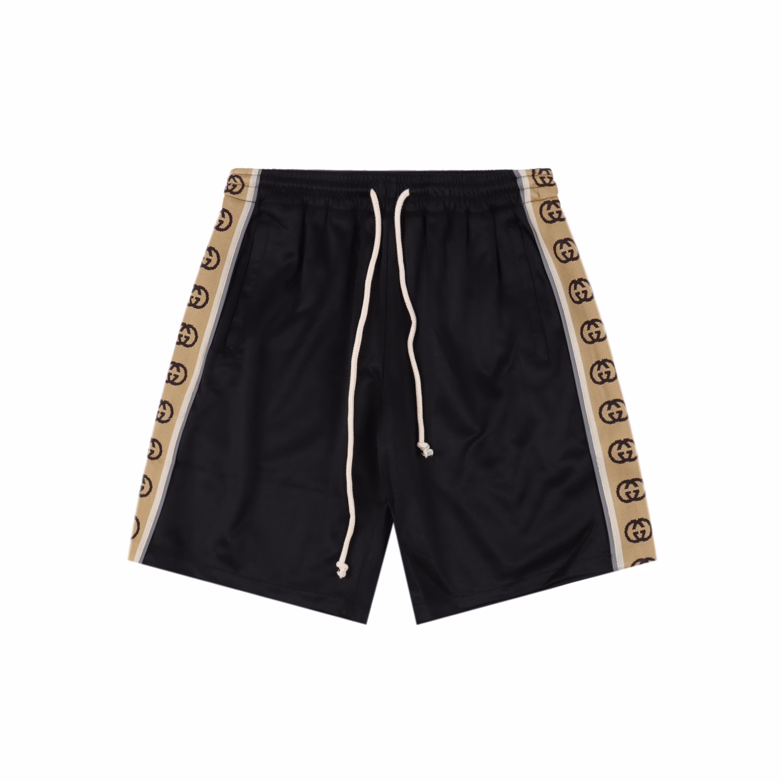 Gucci side double G reflective webbing shortsThe main fabric is custom-woven silk covered cotton fabric, the fabric is soft, delicate and smooth, the side uses custom-woven sesame webbing, the position is symmetrical, the reflective strip is a custom-woven elastic band, different from the market, a full set of custom accessories, the main label has an anti-counterfeiting chip, the washing label is customized ZP consistent, different from the market using ready-made accessories, the zipper head is a bright color molded zipper head, the trouser cord is a custom-woven off-white drawstring, the inner pocket uses 50-count fabric, the complete hemming is labor-intensive and time-consuming, different from the market