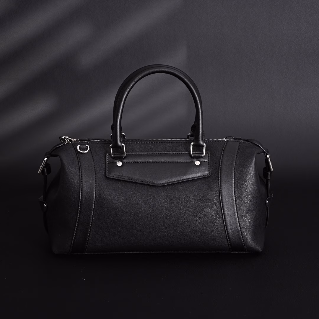 LOUIS VUITTON LV Nano Biker Black Lambskin Motorcycle Bag Handbag Shoulder Bag Super stylish and cool 𝐁𝐢𝐤𝐞𝐫 Motorcycle Bag It's here❗️The latest popular motorcycle bag, the bag body is made of extremely soft and comfortable lambskin, with cowhide trim, showing this stylish and relaxed and natural style. The medium size is spacious and practical, with a detachable leather shoulder strap, and can be easily unlocked by multiple carrying methods such as hugging bag, handbag, shoulder and crossbody. The originator's all-black lambskin is high-end and cool, and you can buy it without thinking about matching.