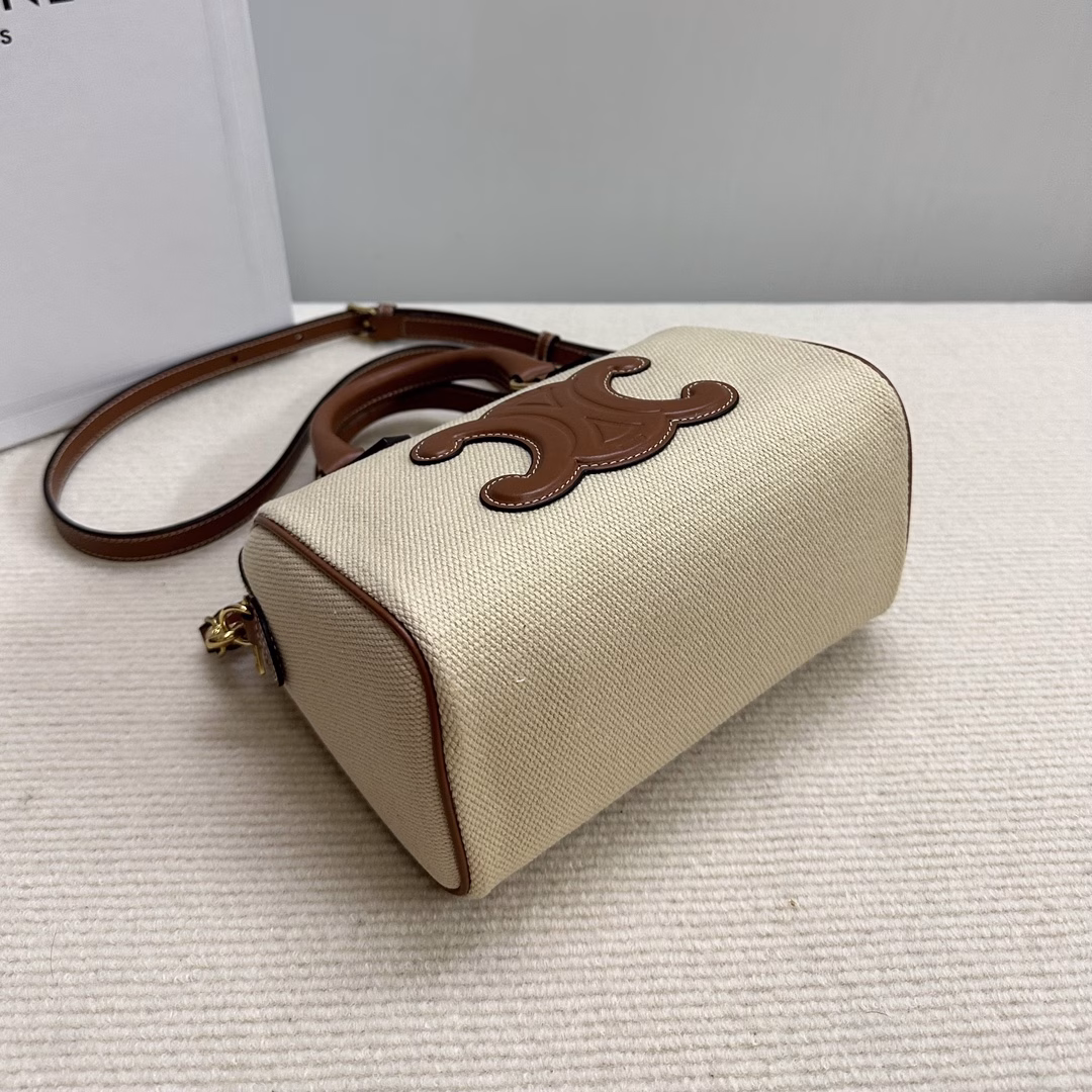 CELINE Small Logo Woven Cowhide Boston Bag with TRIOMPHE CANVAS logo print, small size, just the right size for both tall and short people~ Cowhide edging, fabric lining, zipper closure, 1 main compartment, inner zipper pocket