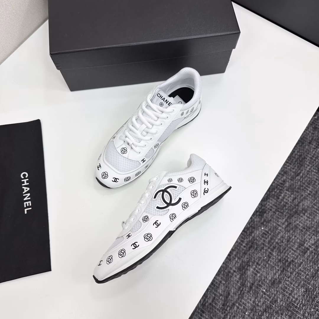 lChanel Panda Shoes! 2025 Top-notch Casual Sports ShoesThis classic design; the upper is embroidered with various techniques; the outsole is fashionable and sporty; it is extraordinary with a variety of color matching elements…The diversified mix and match is very beautiful and versatile, and can be used for leisure, fashion, sports, and outdoor activities…