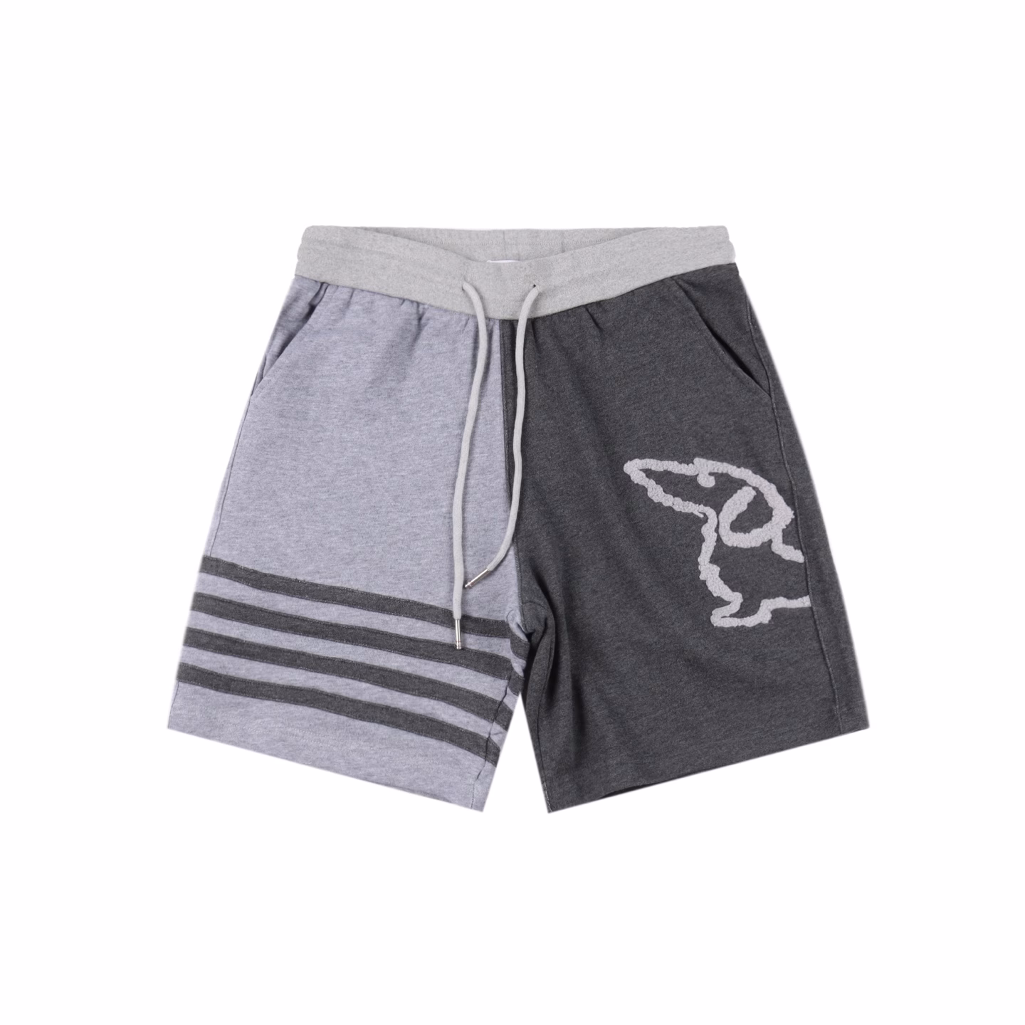 Thom Browne Four-bar Animal Embroidered ShortsThe fabric is made of professional custom-made 32s surface with delicate touch and 8s lining, which is crisp and stylish, with a gram weight of up to 380g, and a minimum order quantity of 500kg (equivalent to 1,000 pieces). The pocket cloth is made of red, white and blue woven Oxford fabric. The red stripes on the market are all orange-red. The minimum order quantity for pocket cloth alone is 3,000 meters. The workmanship is completely restored to the latest version of the counter, and the old pocket hemming and side pressure line are improved.