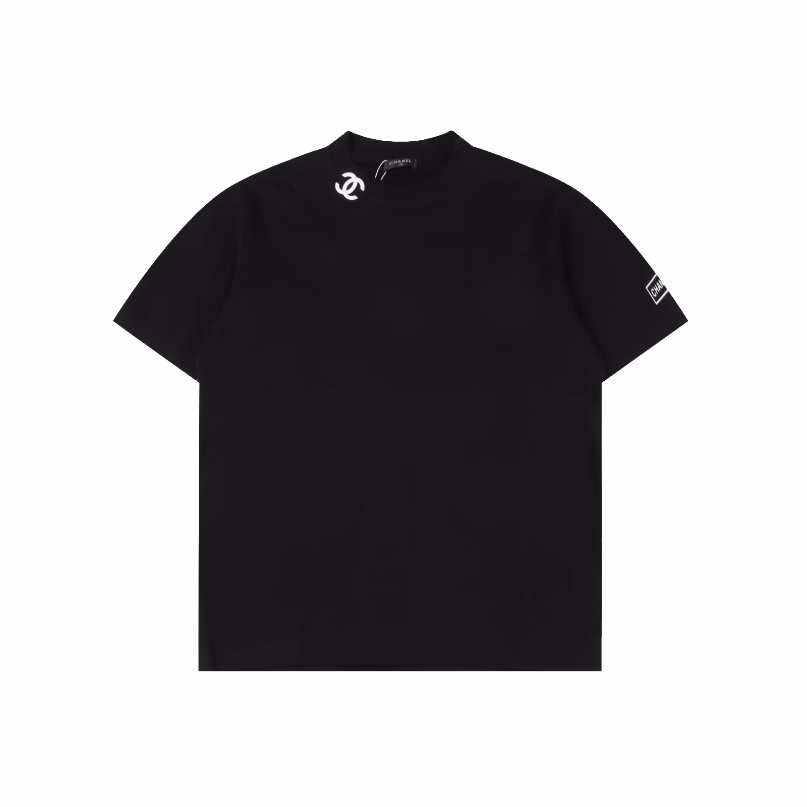Chanel 25ss neckline double C pressed print short sleevesHigh-energy and practical Chanel T-shirt, simple pure white TEE CClogo carries French style, interpreting the minimalist summer outfit! Worsted plain cotton fabric, thick texture and bony feel. Knitted micro-dense machine production ensures the cutting shape and characteristics of the product. Soft and comfortable, high-density knitting makes the double-layer tight collar unique and stylish, skin-friendly and refreshing. The gorgeous counterattack comes from the three-dimensional embossed double C letters and sleeve arm logo designed by the new offset printing. The logo is extremely flat, making the rounded and full shape of the logo show the fashion and luxury!