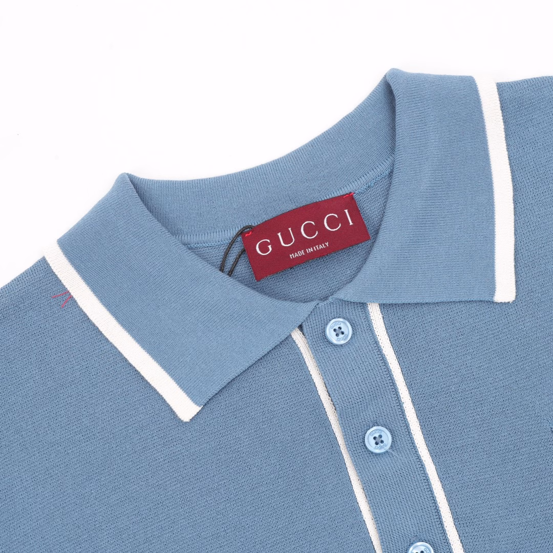 Gucci New Style Shirt Contrast Collar Embroidered Logo Knitted Polo Short SleevesPut on this sweater and experience Italian elegance. The classic color matching with exquisite contrast trims, the details show style. The iconic 