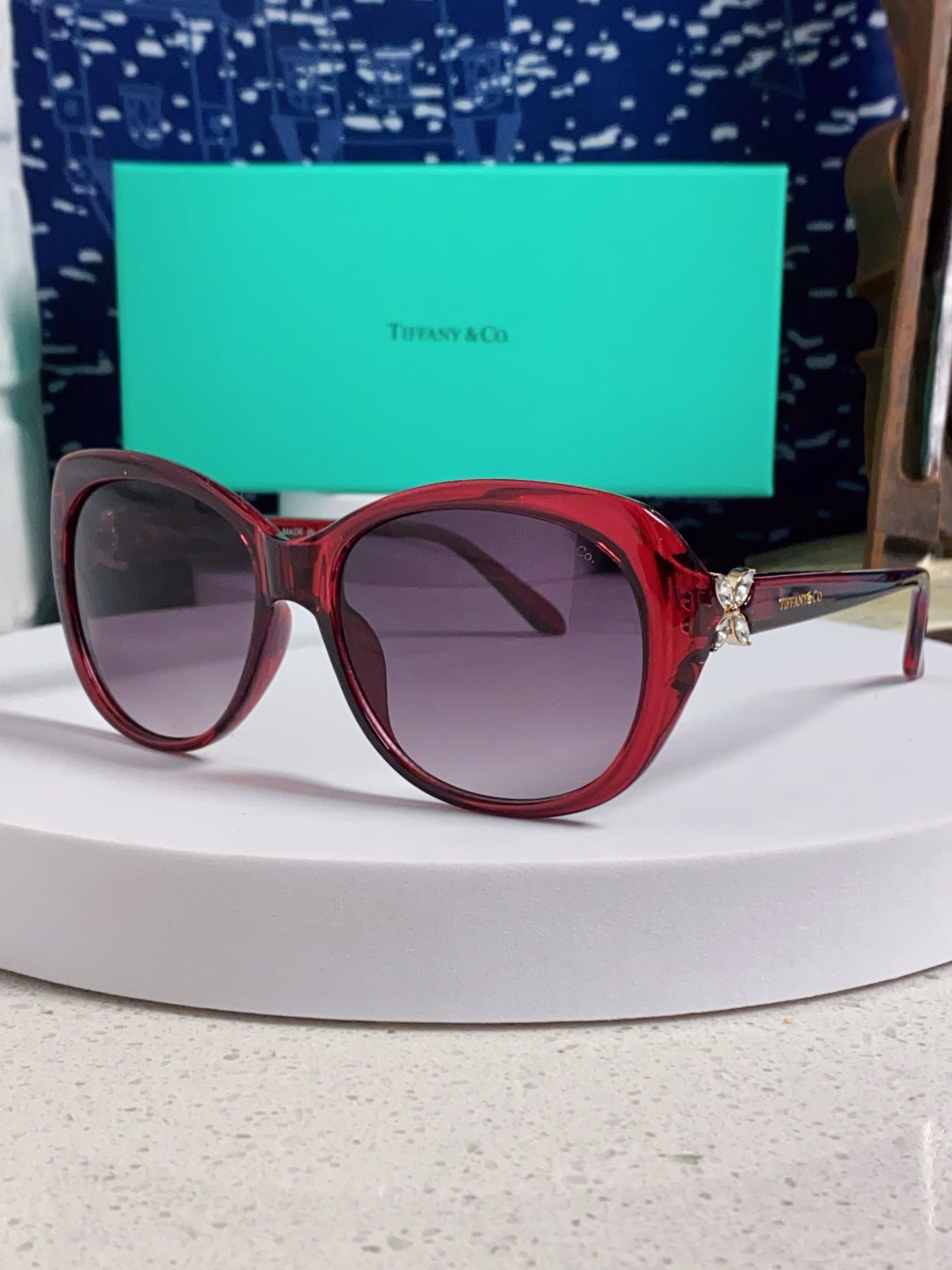 Tiffany & Co.TIFFANY Tiffany 2025 new women's sunglasses polarized round cat-eye sunglasses female internet celebrity fashion temperament sun glasses American retro street shooting sunglasses