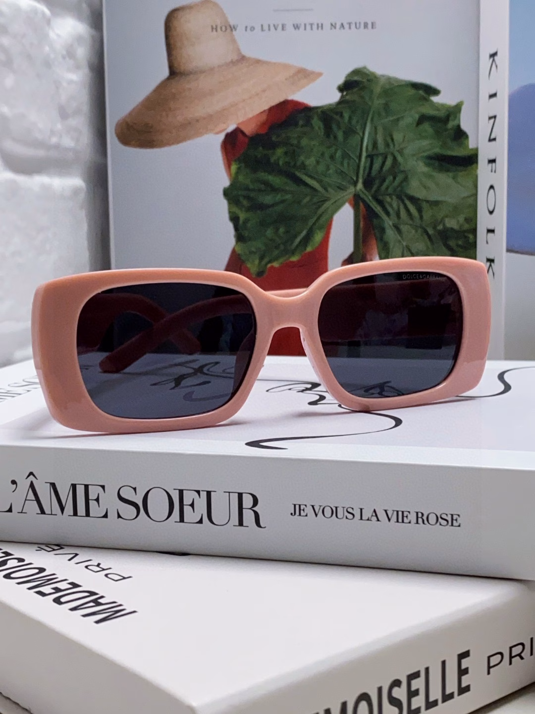 Dolce & Gabbana 2025 new high-end sunglasses for women UV protection ins Internet celebrity street shooting personality square frame polarized sunglasses