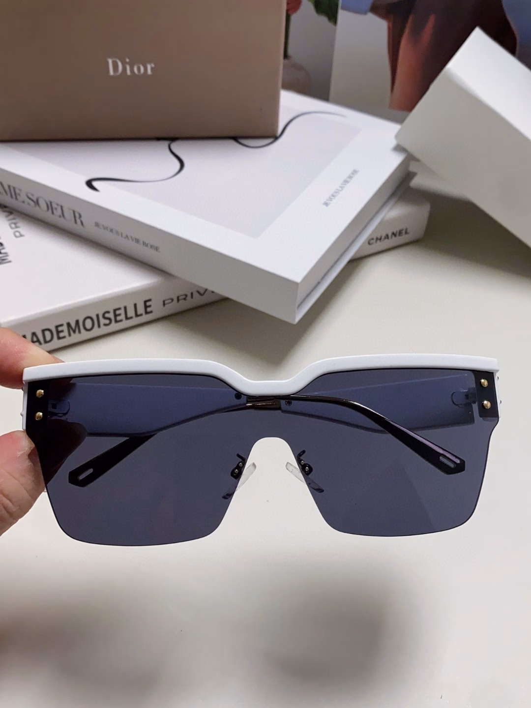 Dior Club One-Piece Goggles, Tall Edition Decorated with Dior Oblique for a modern Dior look