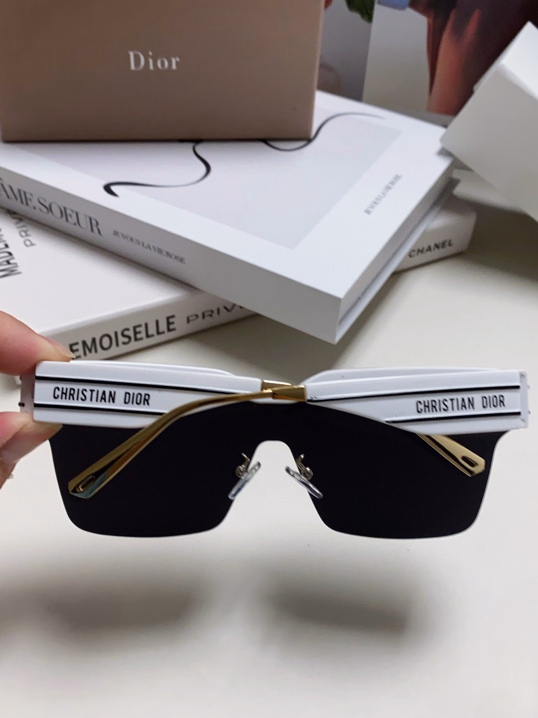 Dior Club One-Piece Goggles, Tall Edition Decorated with Dior Oblique for a modern Dior look