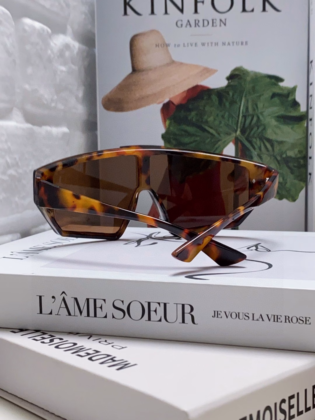 Versace [2025 Spring and Summer New Products] Sunglasses for Men and Women, All-in-one Sunglasses, Mask-style Goggles