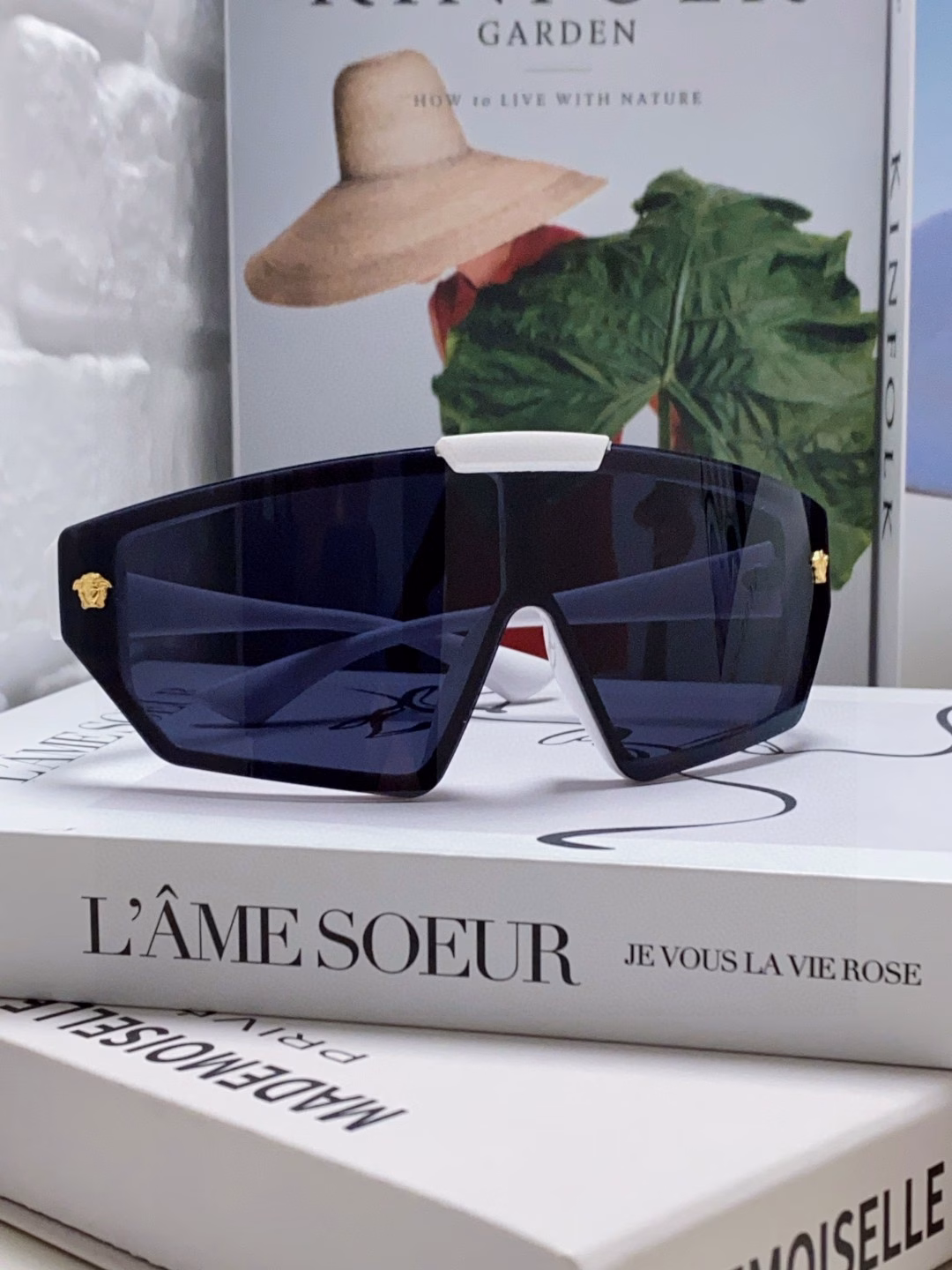 Versace [2025 Spring and Summer New Products] Sunglasses for Men and Women, All-in-one Sunglasses, Mask-style Goggles