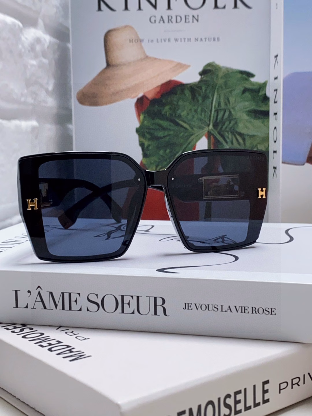 Hermes 2025 new polarized sunglasses for women new fashion large frame face-showing small glasses UV protection casual versatile sunglasses trendy ladies sunglasses