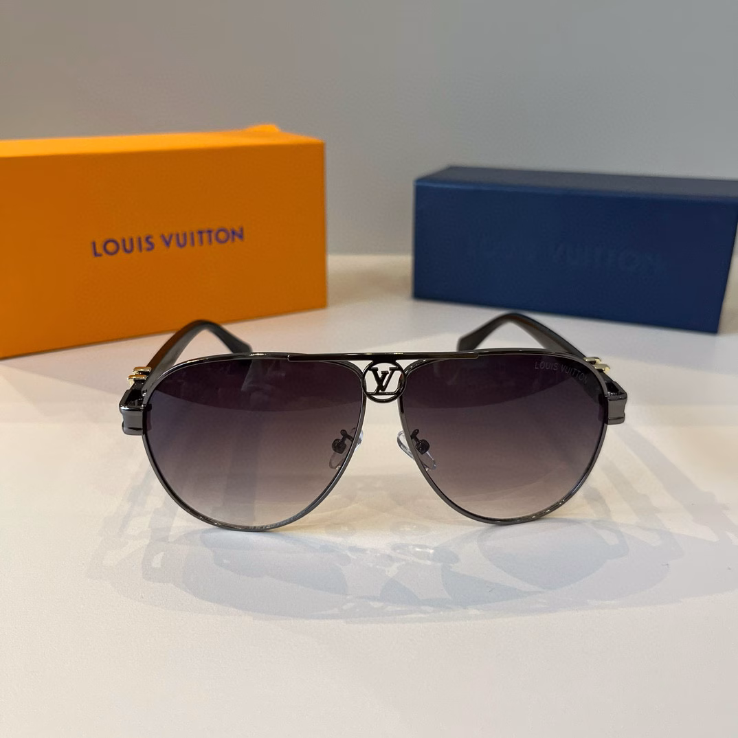 Louis Vuitton new sunglasses🕶️Same style for men and women, extremely comfortable to wearFashionable styleClassic metal single beam aviator toad-shaped fashion sunglasses