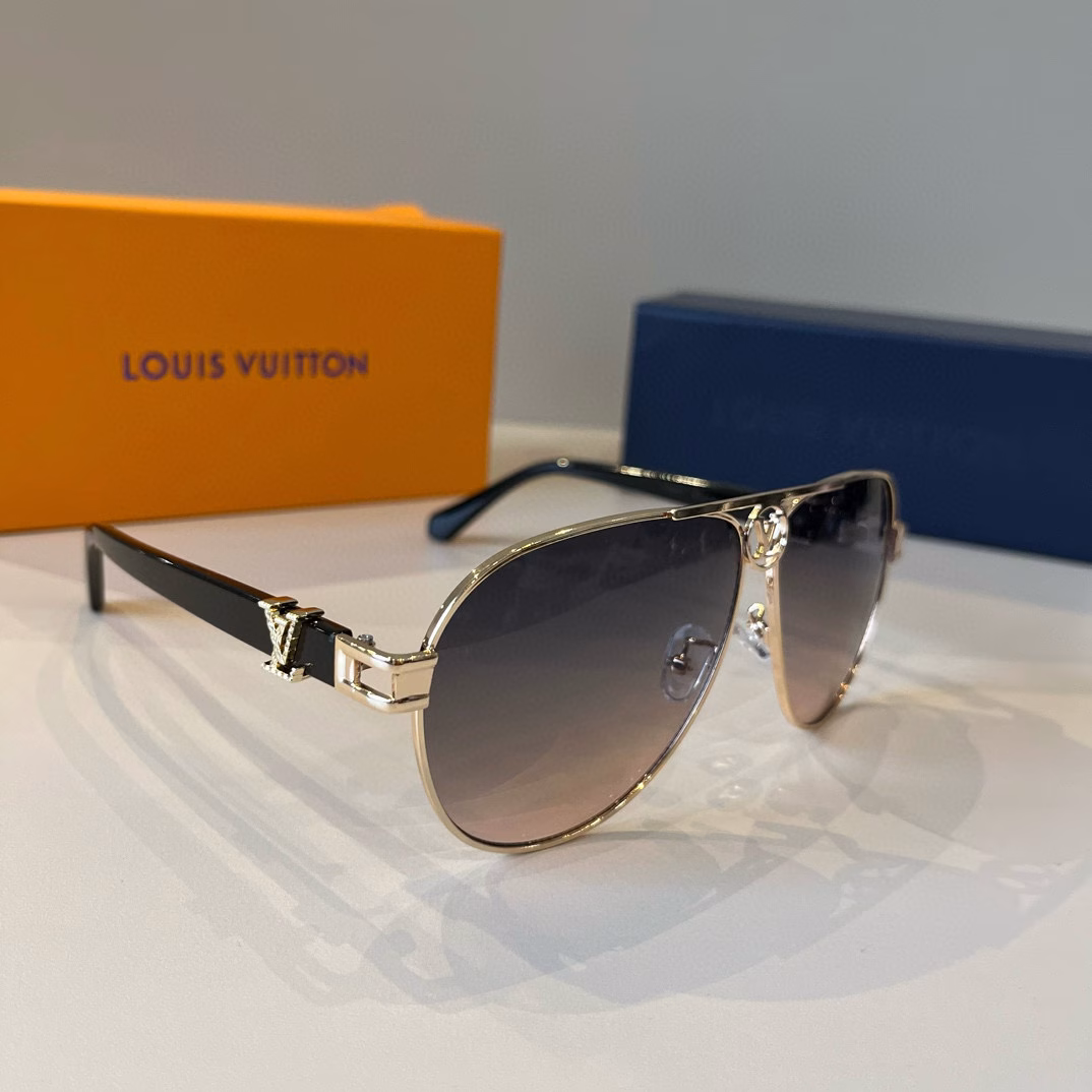 Louis Vuitton new sunglasses🕶️Same style for men and women, extremely comfortable to wearFashionable styleClassic metal single beam aviator toad-shaped fashion sunglasses