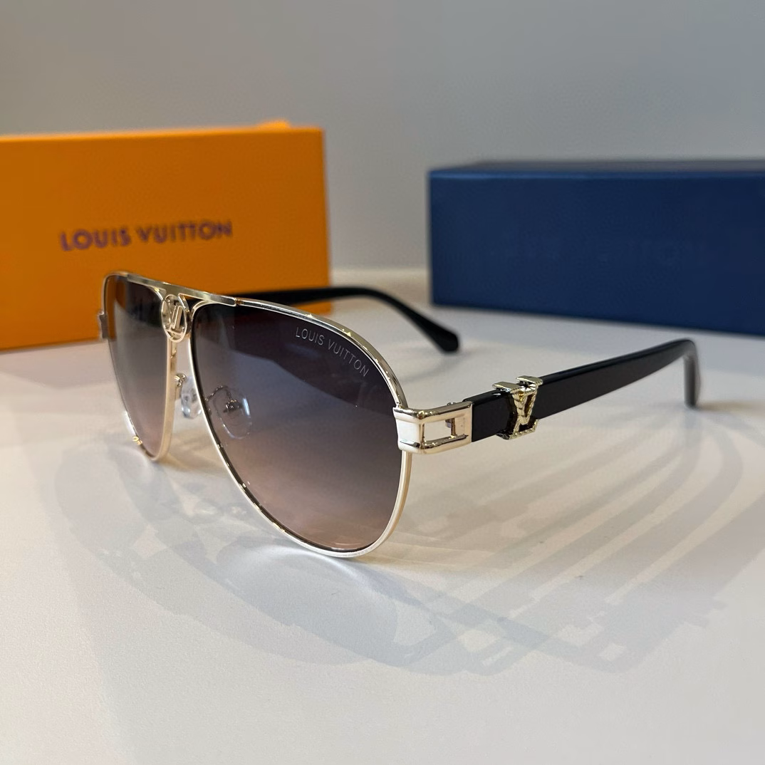 Louis Vuitton new sunglasses🕶️Same style for men and women, extremely comfortable to wearFashionable styleClassic metal single beam aviator toad-shaped fashion sunglasses