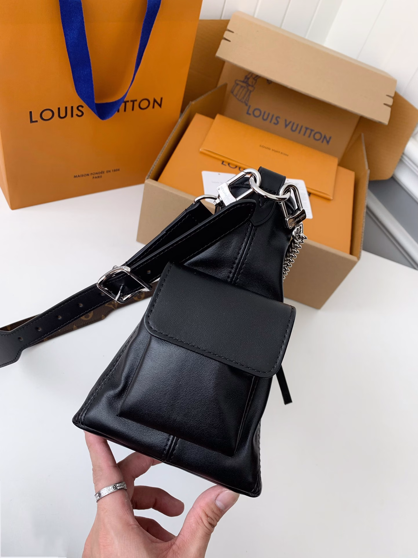 New CARRYALL CARGO Small Handbag