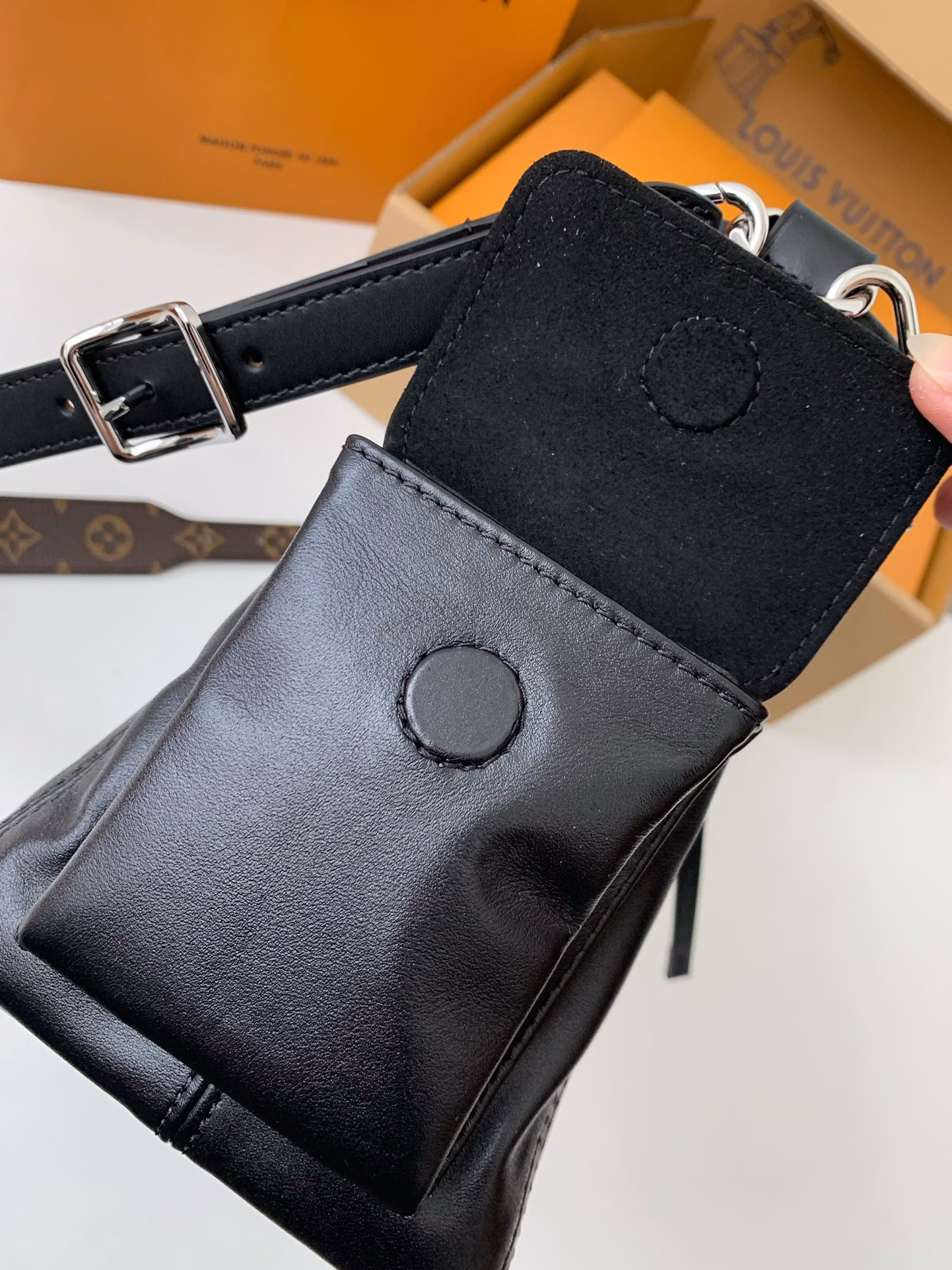 New CARRYALL CARGO Small Handbag