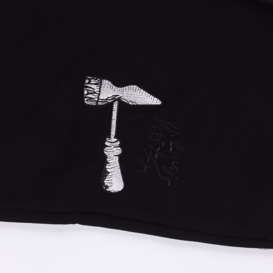 Louis Vuitton 24ss embroidered hammer tool shortsEmbroidery🪡 needle count up to 70,000 needles, restore zp one to one, custom dyeing, very comfortable to the touch, super versatile and good-looking shorts, three complete labels, not the ordinary version in the market, free comparison, quality is absolutely guaranteed