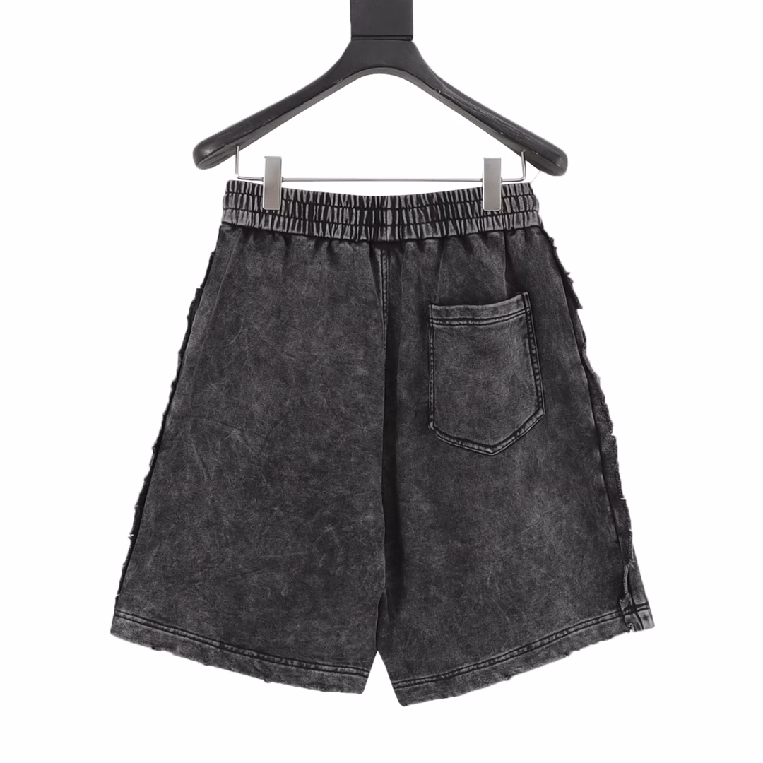 Kalenshi 25ss embroidered washed shortsAmerican heavy-duty washed distressed hole shorts high street shorts take off, super handsome men's pants, 380G knitted cotton heavy washed fabric, super good version! Repeated washing does not deform, and each washed pattern is a unique piece! Gender-neutral shorts that can be easily worn by both men and women, up the trend! The whole pair of pants is full of details~ The high-density three-dimensional embroidery texture is invincible, it looks very retro and fashionable, it really looks good with any combination