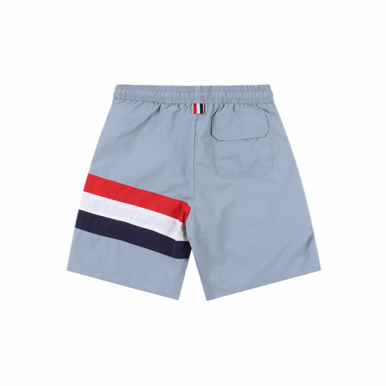 Thom Browne 25ss red, white and blue ribbon beach shortsOriginal fabric customization, functional twill fabric, 100% positioning of the finished garment, very time-consuming waste, density and feel are consistent with the original, elastic waist, easy to adjust the waist, side splicing black ribbon design, as the finishing touch of the whole pants, more personalized and advanced, loose wide-leg pants version, the upper body becomes long legs in seconds, soft and delicate feel, very comfortable to wear, no entanglement when going out, easy to match.