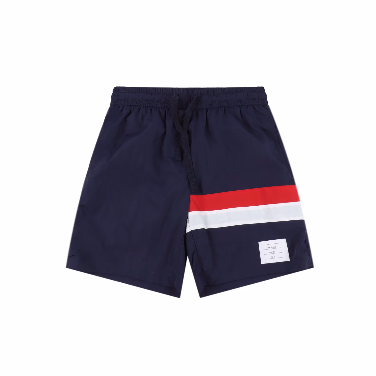 Thom Browne 25ss red, white and blue ribbon beach shortsOriginal fabric customization, functional twill fabric, 100% positioning of the finished garment, very time-consuming waste, density and feel are consistent with the original, elastic waist, easy to adjust the waist, side splicing black ribbon design, as the finishing touch of the whole pants, more personalized and advanced, loose wide-leg pants version, the upper body becomes long legs in seconds, soft and delicate feel, very comfortable to wear, no entanglement when going out, easy to match.