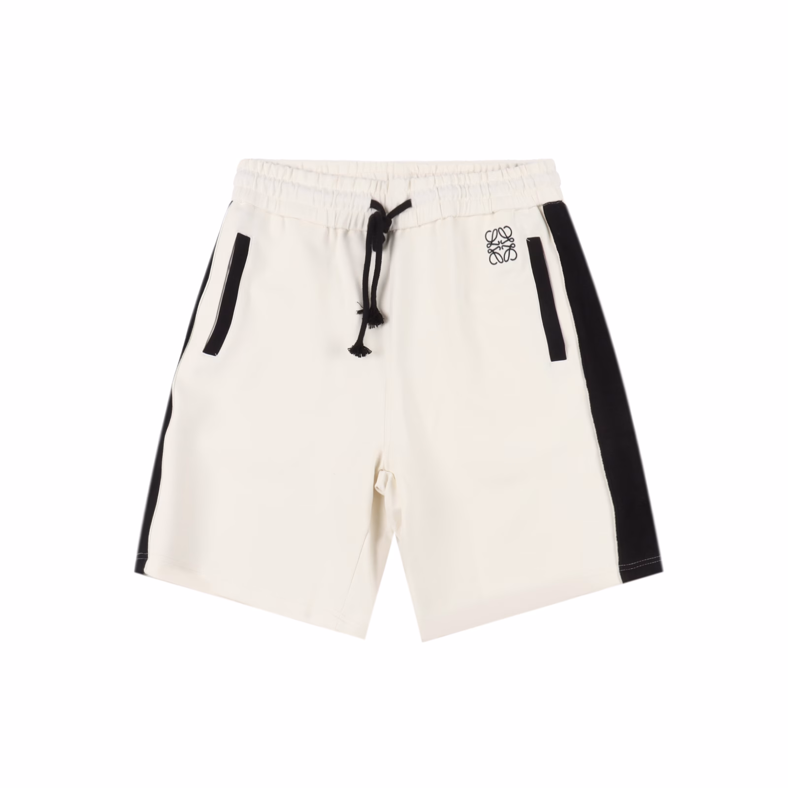 Loewe 25ss small logo color-blocked ribbon embroidered knitted shortsThe latest 2025 casual shorts are made of customized space cotton fabric, with a novel and unique double-color combination.Embroidered with brand logo! The style is simple yet classy, ​​breathable and comfortable, with impeccable details.The brand element design concept reflects high quality. It feels delicate and soft! It presents a casual cut, and the upper body shape is superb and must-have!
