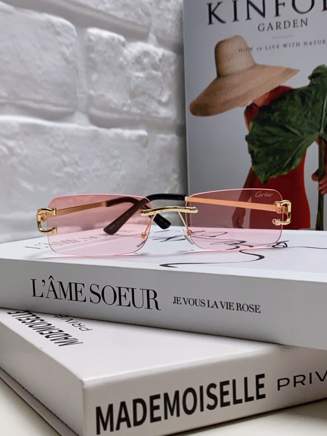 Cartier European and American frameless square sunglasses for men 2025 new style handsome narrow frame sunglasses for men European and American retro American style