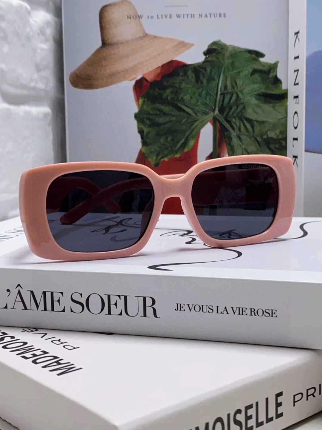Dolce & Gabbana 2025 new high-end sunglasses for women UV protection ins Internet celebrity street shooting personality square frame polarized sunglasses