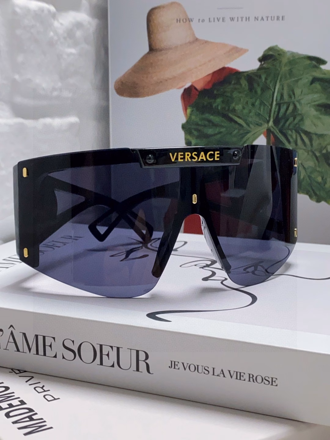 Versace Versace 2025 new cross-border European and American integrated sunglasses new fashion sunglasses trend large frame hollow sunglasses for men and women super large frame