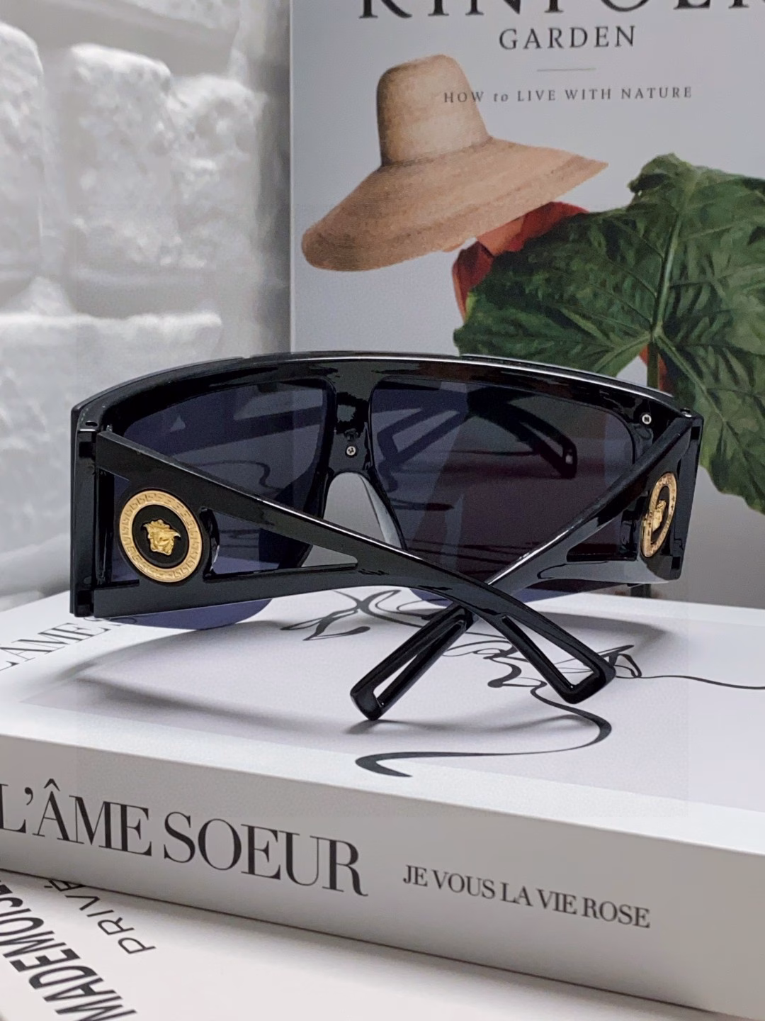 Versace Versace 2025 new cross-border European and American integrated sunglasses new fashion sunglasses trend large frame hollow sunglasses for men and women super large frame