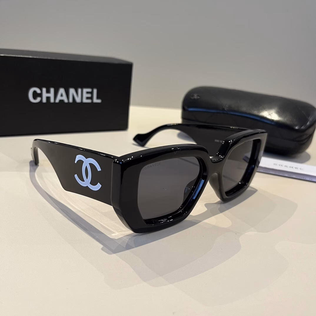 Chanel celebrity style sunglasses, the most popular sunglasses, a must-have for driving in the sun