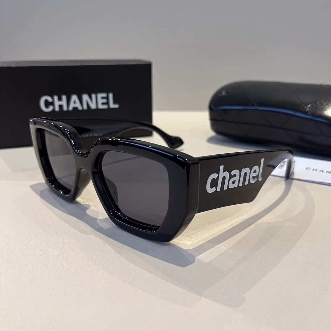 Chanel celebrity style sunglasses, the most popular sunglasses, a must-have for driving in the sun