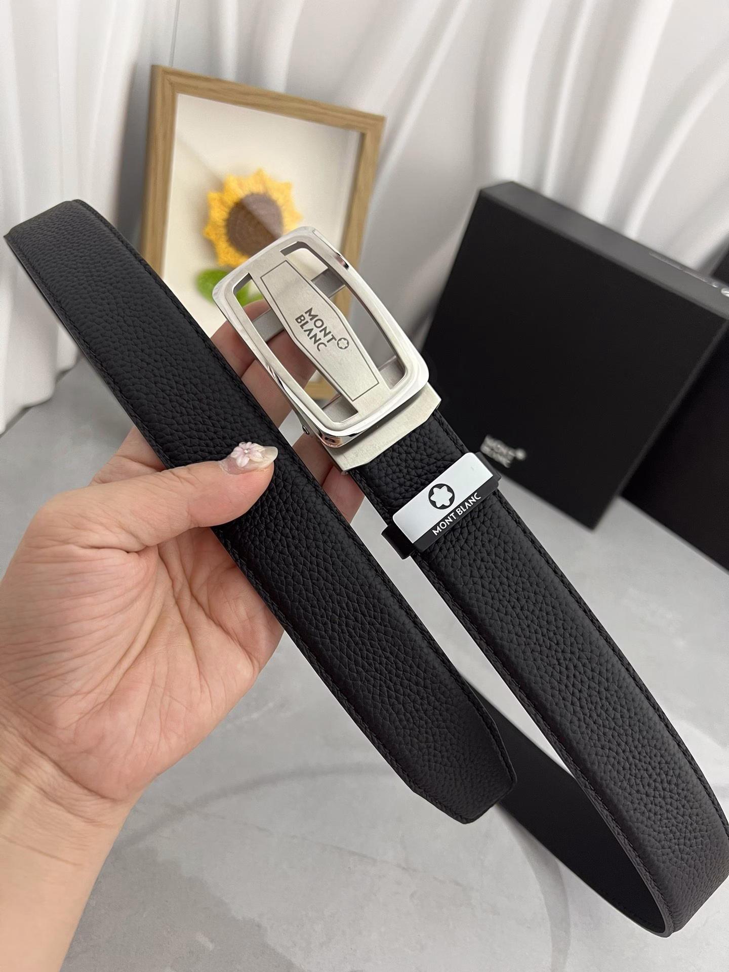 Montblanc 💕 Automatic belt P160Material: Original cowhide belt 100% top layer cowhide belt✨Guaranteed genuine leather, 24K pure steel buckle, original quality, fine workmanship, fashionable brand, first choice for gifting or personal use