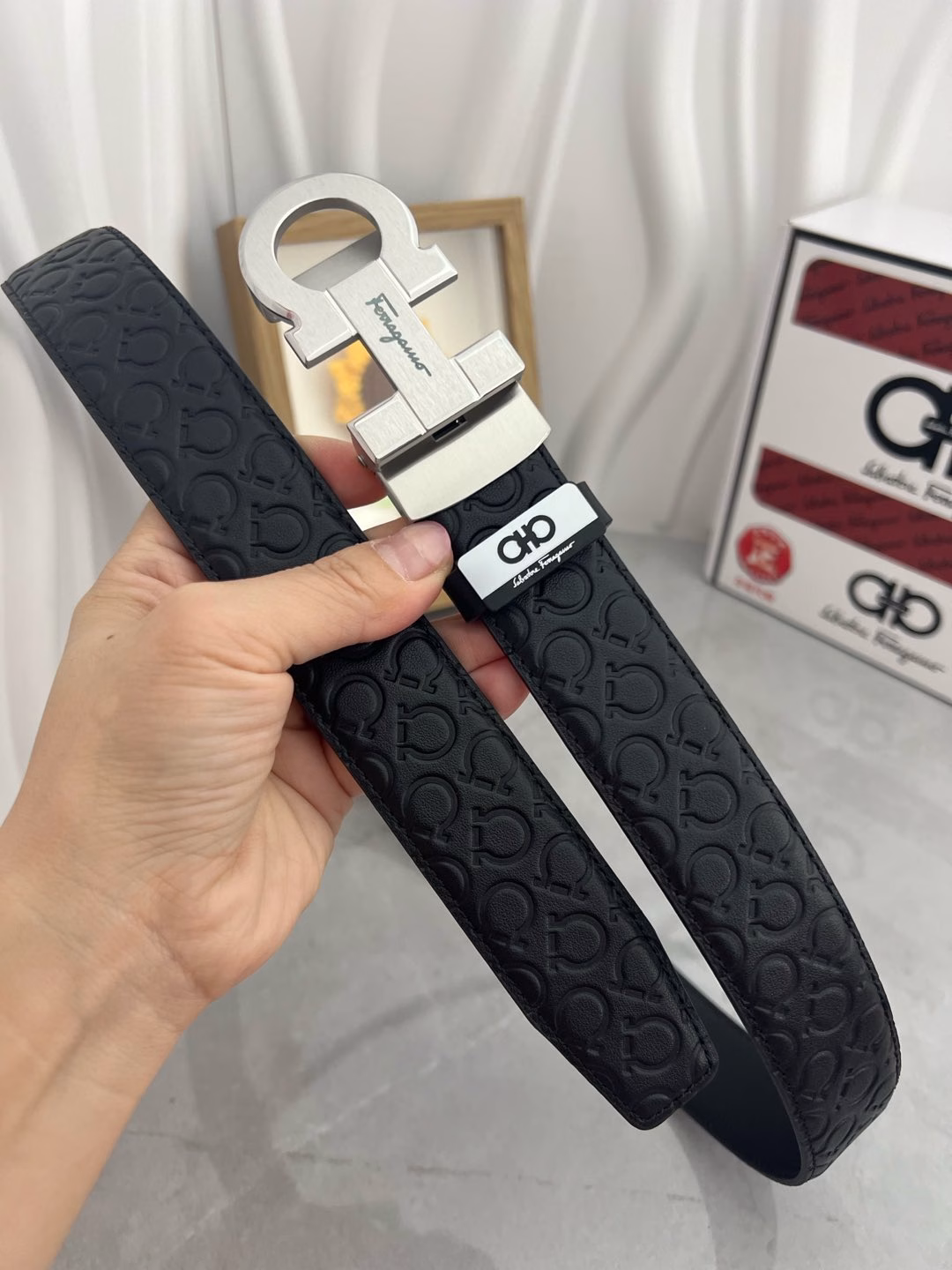 Ferragamo 💕 Automatic belt P160Material: Original cowhide belt 100% first-layer cowhide belt✨Guaranteed genuine leather, 24K pure steel buckle, original quality from the counter, fine workmanship, fashionable brand, first choice for gifting or personal use