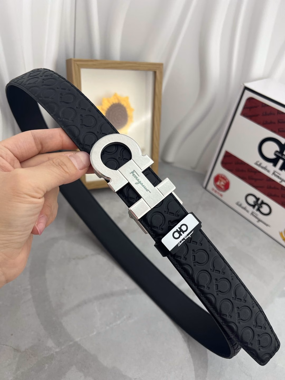 Ferragamo 💕 Automatic belt P160Material: Original cowhide belt 100% first-layer cowhide belt✨Guaranteed genuine leather, 24K pure steel buckle, original quality from the counter, fine workmanship, fashionable brand, first choice for gifting or personal use